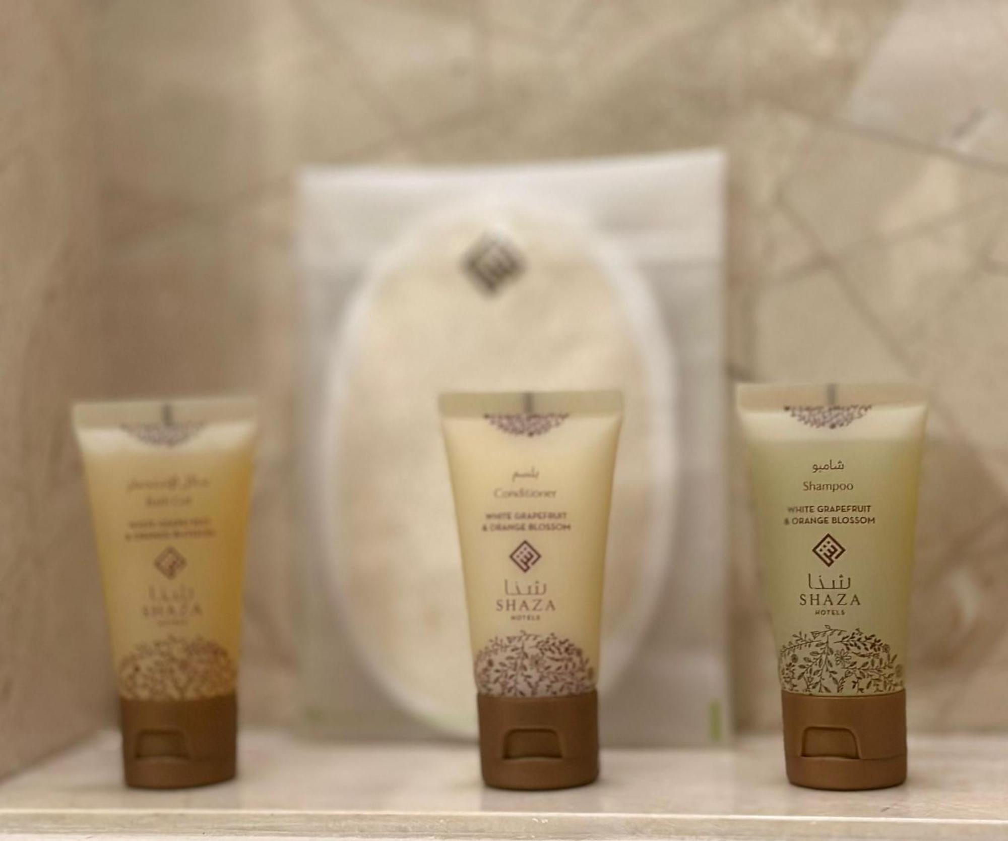 Shaza Doha Hotel Ngoại thất bức ảnh A selection of spa products